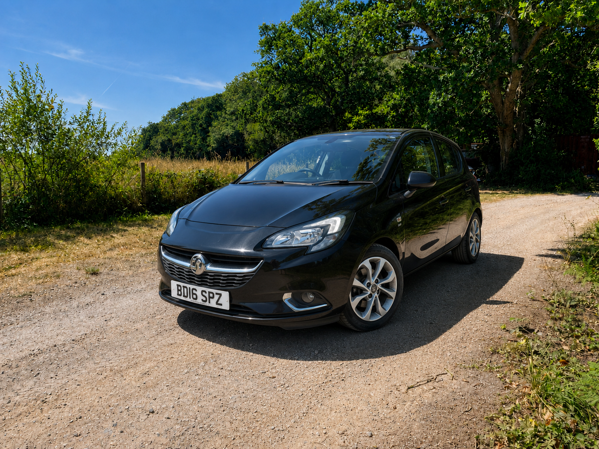 IN PREPARTION - Vauxhall Corsa 2016 - 68,000